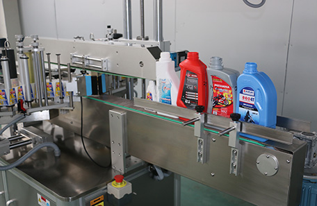 防冻液双面贴标机 防冻液双面贴标机