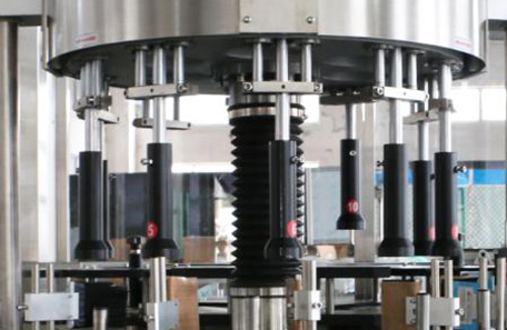 全自动回转式数控不干胶贴标机-XTHZ-600S型 全自动回转式数控不干胶贴标机-XTHZ-600S型