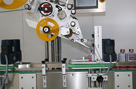 平面前转角贴标机 平面前转角贴标机