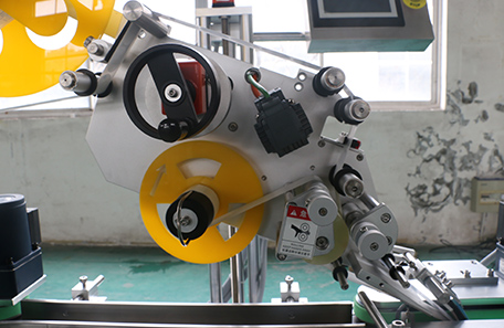 针剂顶部贴标机 针剂顶部贴标机