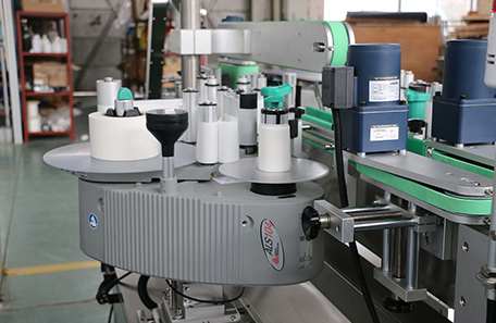 洗发水双面贴标机 洗发水双面贴标机