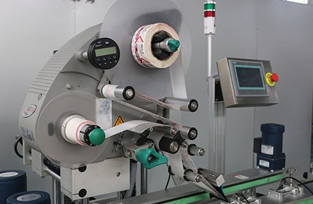 箱子上下面贴标机 箱子上下面贴标机