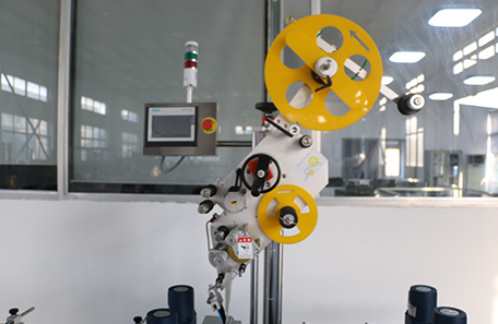 纸盒平面转角贴标机 纸盒平面转角贴标机