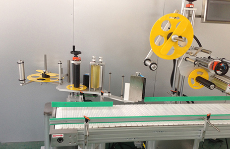 盒子平面兼侧面贴标机 盒子平面兼侧面贴标机