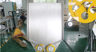 自动贴标机厂家：自动贴标机使用可节省成本