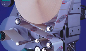 使用即打即贴贴标机注意什么？