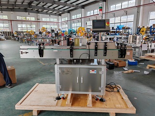 2025.7.8澳大利亚立式圆瓶贴标机1台