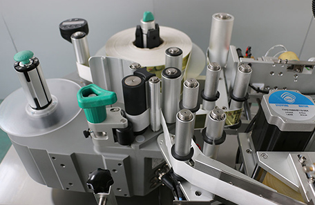 立式贴标机 立式贴标机