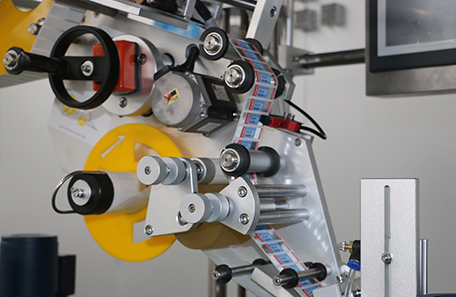 全自动贴标签机 全自动贴标签机